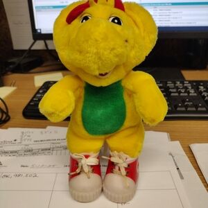 Vintage BJ The Dinosaur Barney & Friends 1994 Yellow Plush Stuffed Toy 9in
